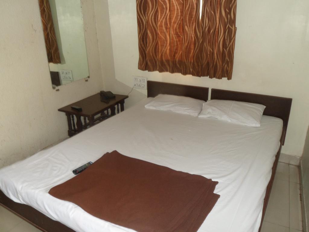 Hotel Atithi Ahmedabad Camera foto